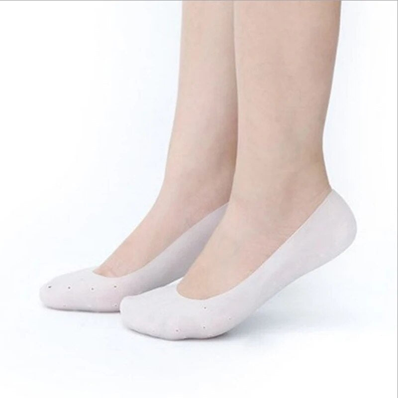 "Revitalize and Soothe Your Feet with Our Moisturizing Gel Heel Socks - Say Goodbye to Cracked Skin and Experience Ultimate Foot Care!"
